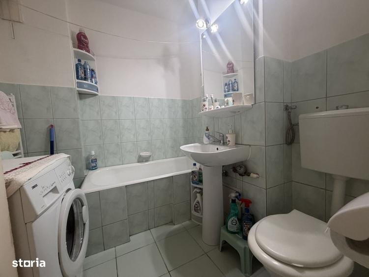 Apartament cu 2 camere decomandat în Calea Dumbrăvii