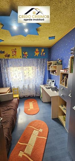 Vand apartament 4 cam cf 1 decomandat etajul 2 zona Micro 4 - 10