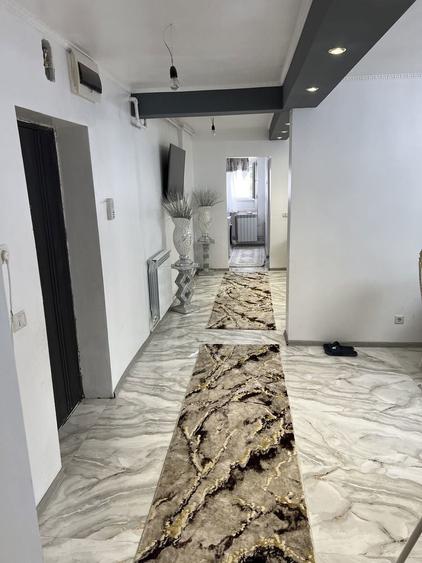Salut vand apartament 2 camere 2 baii un salon si bucatarie - 8
