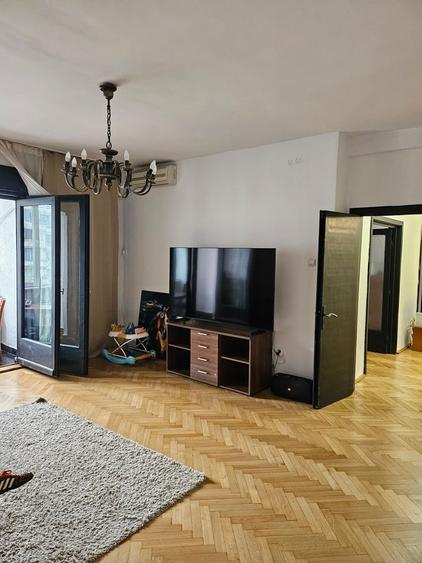 Piata Romana , Bd Magheru - 7