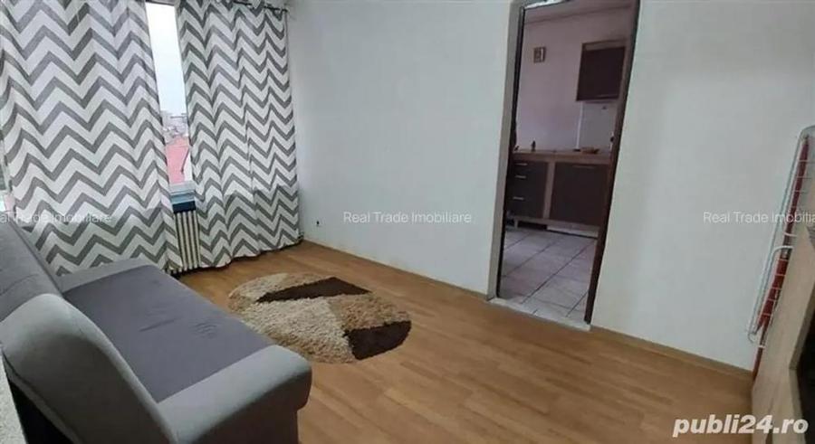 Garsoniera etaj intermediar zona Astra - 4