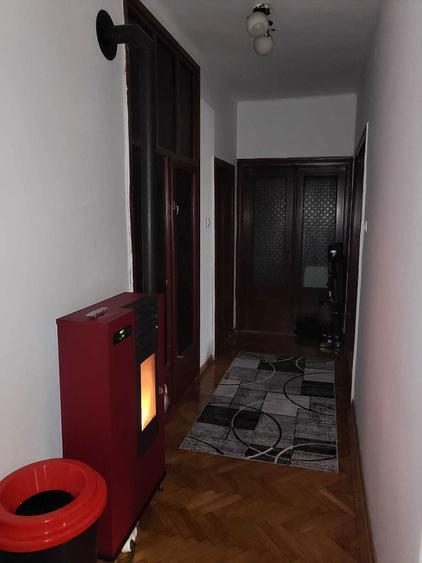 Casa de vanzare! - 2