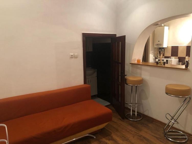 Ap la casă, curte comună, 1 cameră, 40mp, Odobescu! - 2