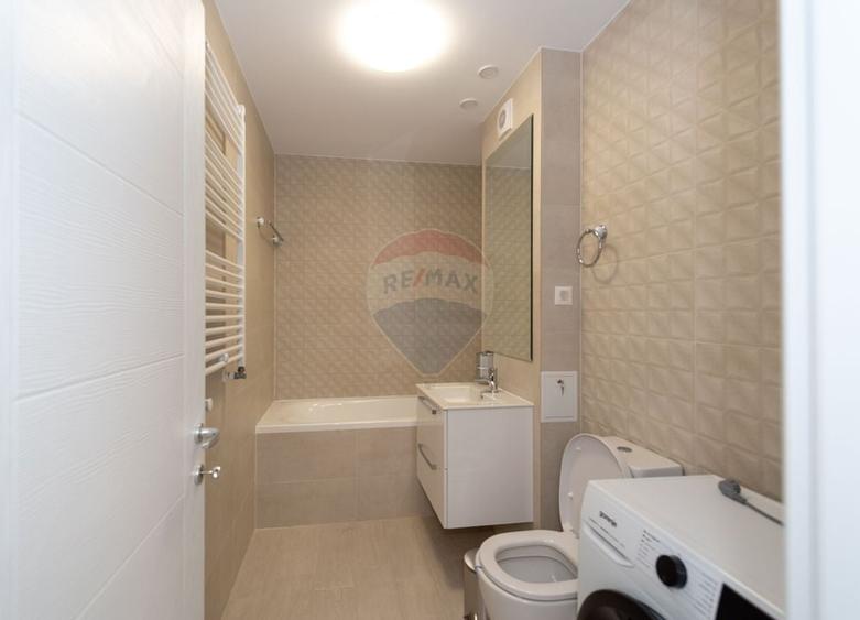 PRIMA INCHIRIERE Studio modern + balcon mare, Hils Splai, 60mp - 17