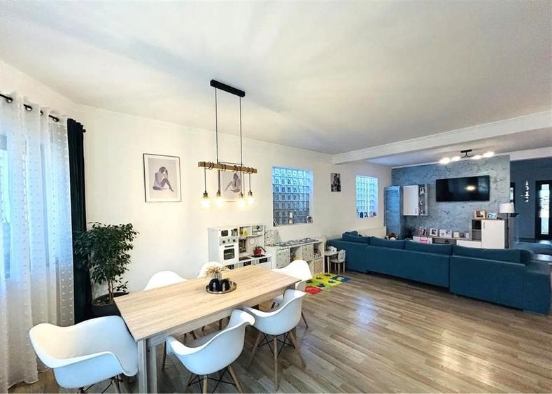 Casa 180mp + hala 128mp Sura Mare pe un nivel cu panouri solare - 3