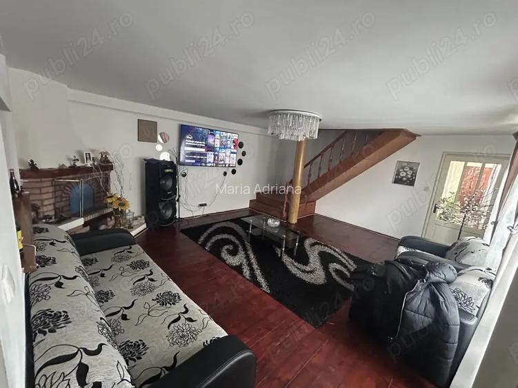 Casa de vanzare 4 dormitoare, teren generos, utilita?i disponibile