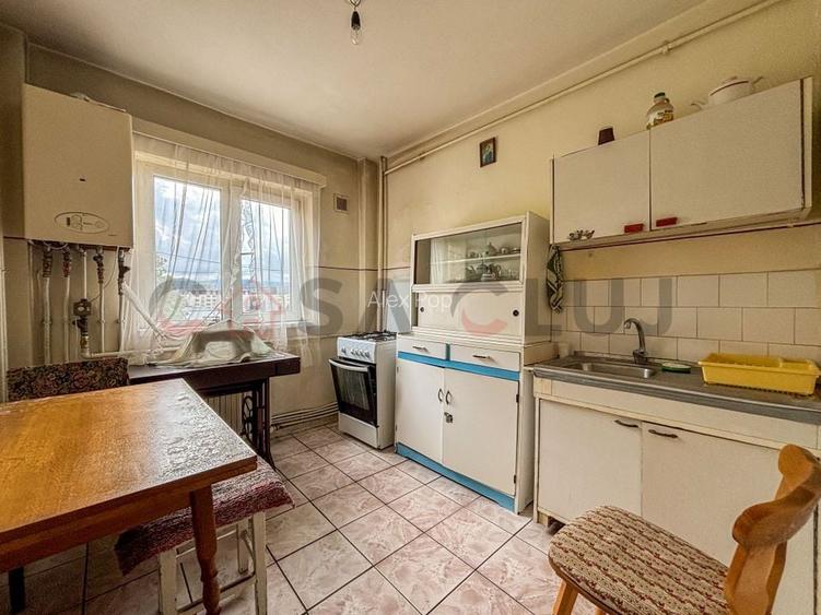 Decomandat, 2 balcoane și etaj 2 – Mărăști/Între Lacuri