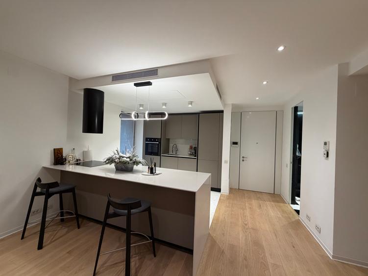 Apartament tip duplex  în One Charles de Gaulle,2 parcări incluse,2 terase - 8