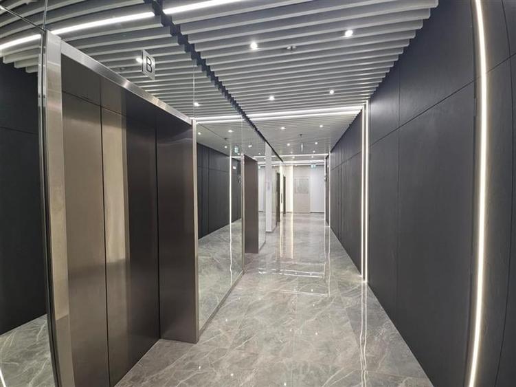 Inchiriere birouri - Sky Tower - 287 mp si 580 mp - 3