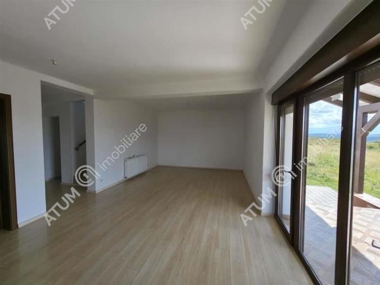 Casa individuala cu 5 camere in Bavaria Sibiu - 1