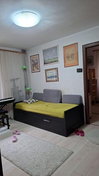 Apartament 3 camere, renovat complet, 40 mp, parter,  Gheorgheni - 1