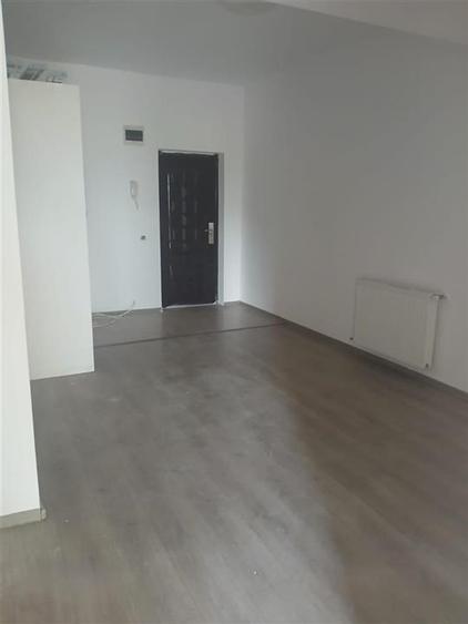 Apartament 3 camere 2 bai balcon zona Doamna Stanca - 7
