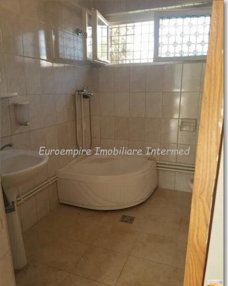 De inchiriat casa zona Bratianu - 2