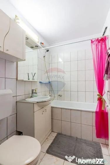Apartament cu 2 camere decomandat în Industriilor