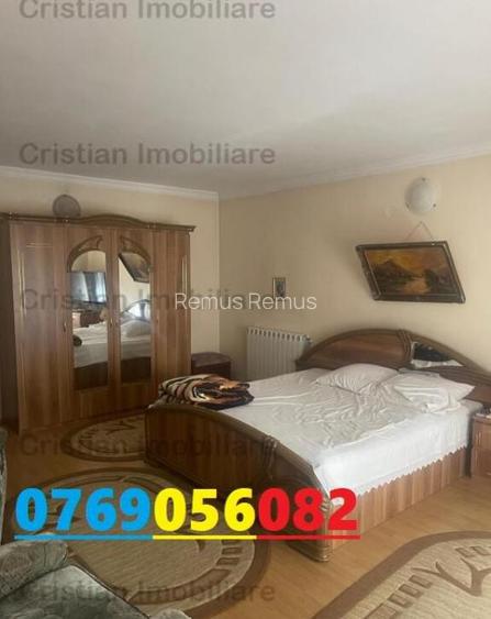 Casa 3 camere,decomandata, construcie anul 2000,Centru