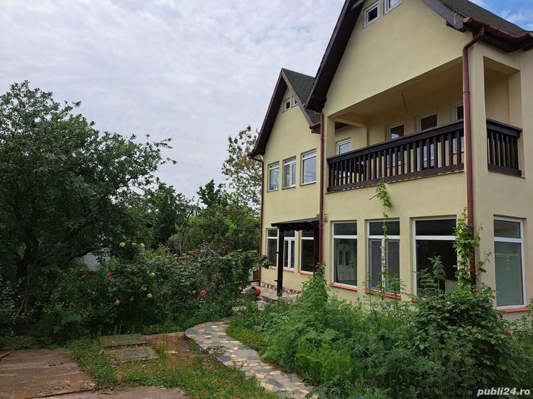 Vand Casa Corbeanca ultracentral pe strada principala cu iesire in DN1 - 10