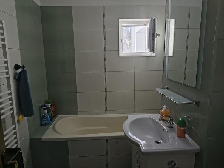 aartament de 3 camere de inchiriat - 2