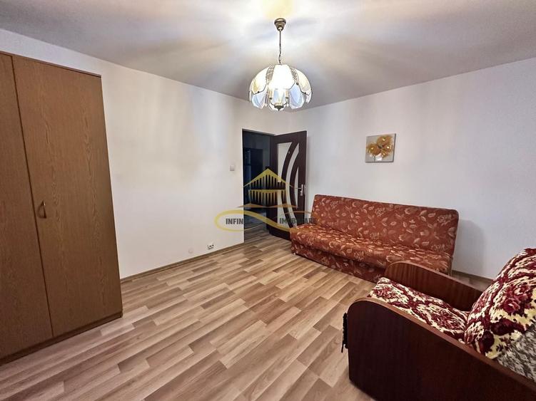 De vanzare apartament 3 camere decomandat Slanicului Bacau - 1