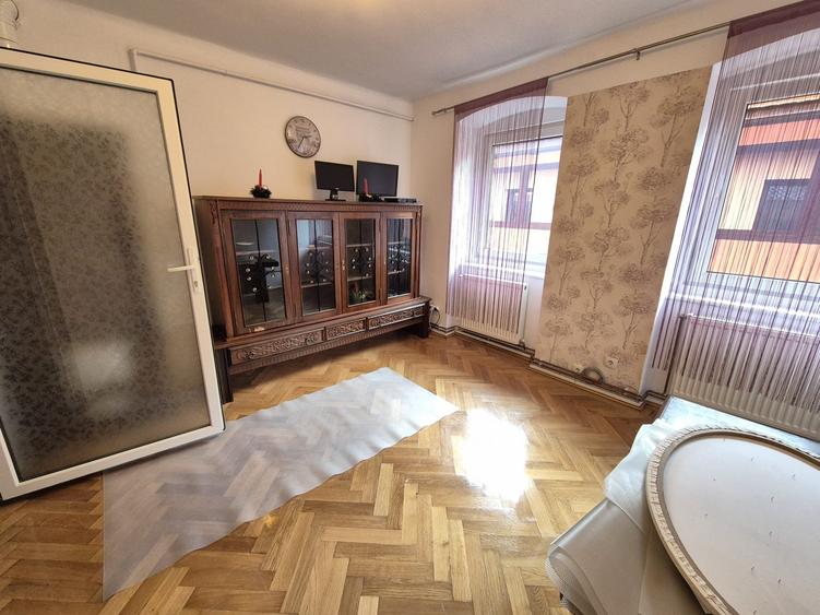 Inchiriere spatiu birouri  Ultracentral str. Castelului Brasov - 19