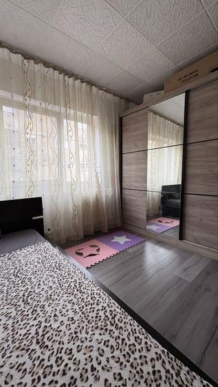 Vand sau Schimb Apartament 2 camere tip Q - 8