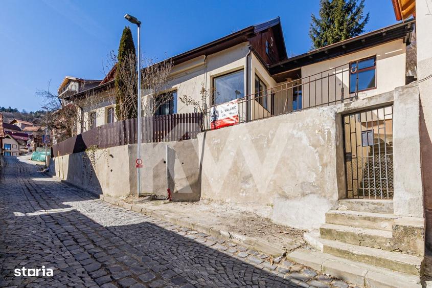 Casă cu 2 camere cu Canalizare în Schei