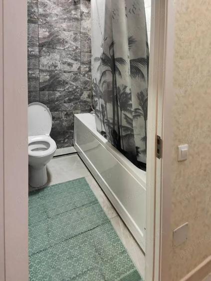 Garsonieră decomandată în Păcii