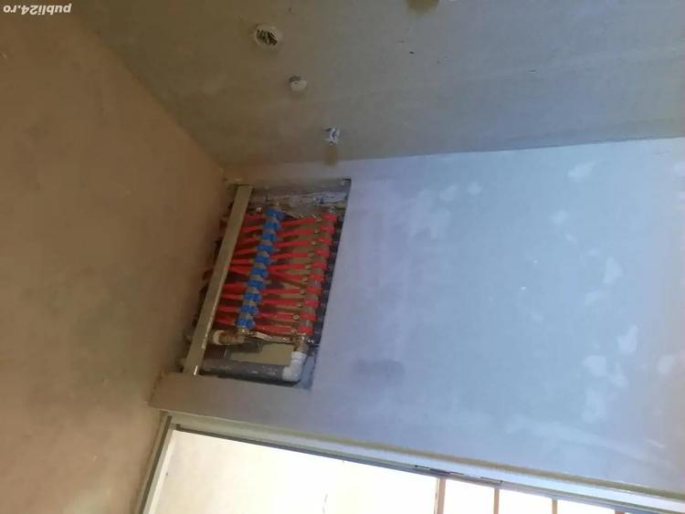 Vand casa noua in Lazuri , semifinisata. - 2