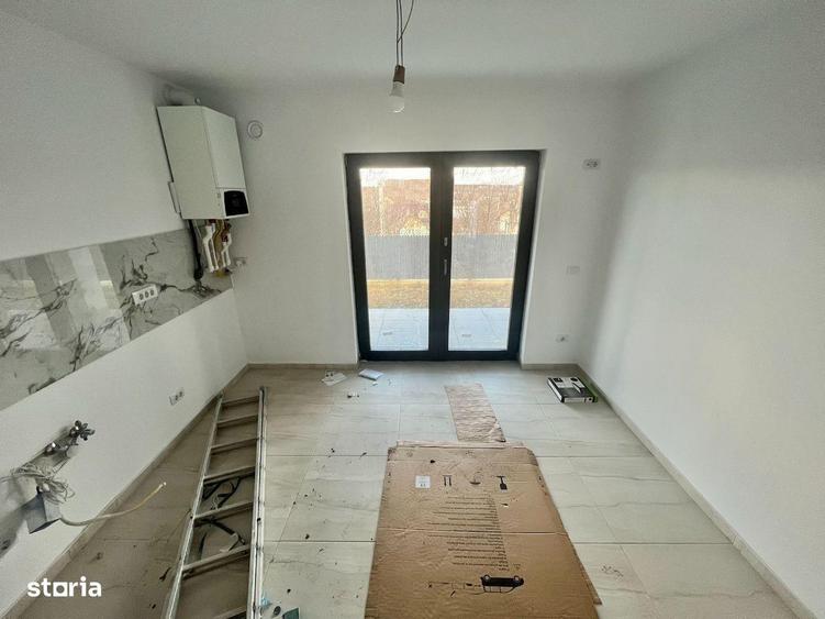 1 min de Aleea T. Neculai!5 camere!Vila capat CUG-intrare Valea Adanca - 7