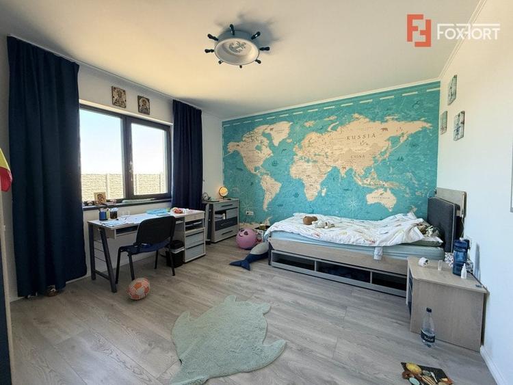 Casa individuala cu 5 camere de vanzare in Sacalaz, Exterior Sud - 4