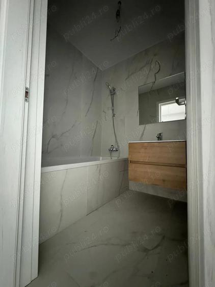 2 camere Metalurgiei Cartier Solar, liber - 12