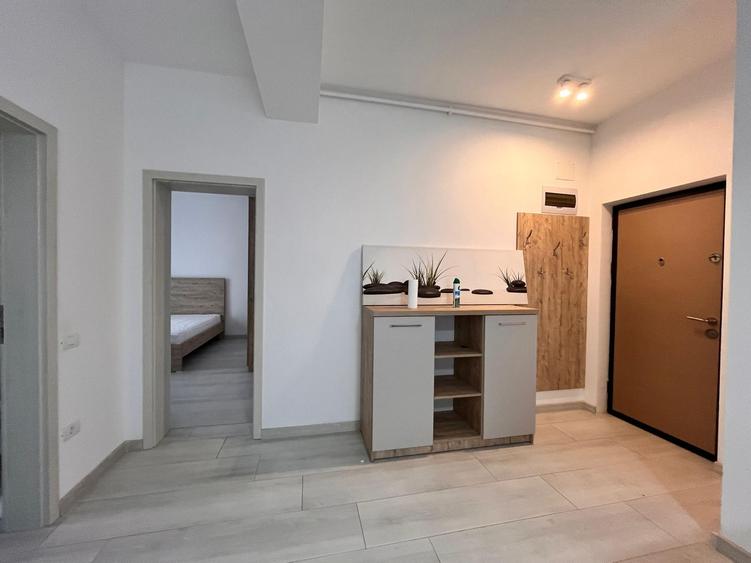 APARTAMENT CU 2 CAMERE IN SPATE LA SELGROS-CL ARADULUI la 450 euro - 4