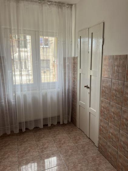 Vand apartament cu 2 camere, etaj 3 Balta Sarata, Caransebes - 5