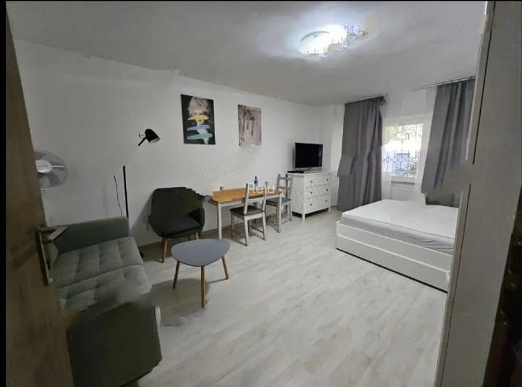 Aparatorii Patriei,bl 1980,parte/8,DECOMANDATA,Amenajata,geam la baie,Libera