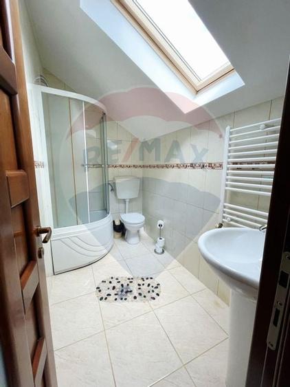 Casa /Vila de vanzare in Durau - 23