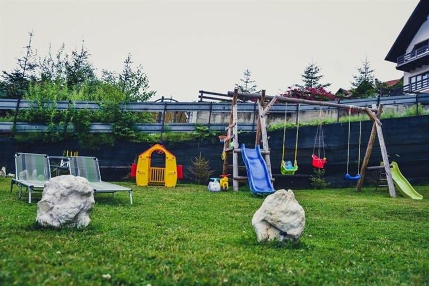 Aleasa Pensiune, pe 1.400 mp teren, in curcubeu montan, Bran - Poarta, Brasov - 5