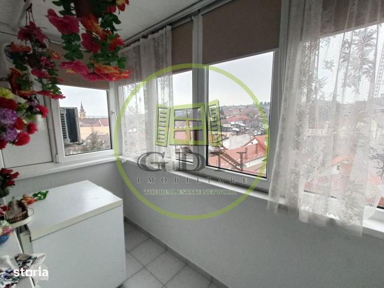 Apartament cu 2 camere de vanzare Reghin zona centrala - 1
