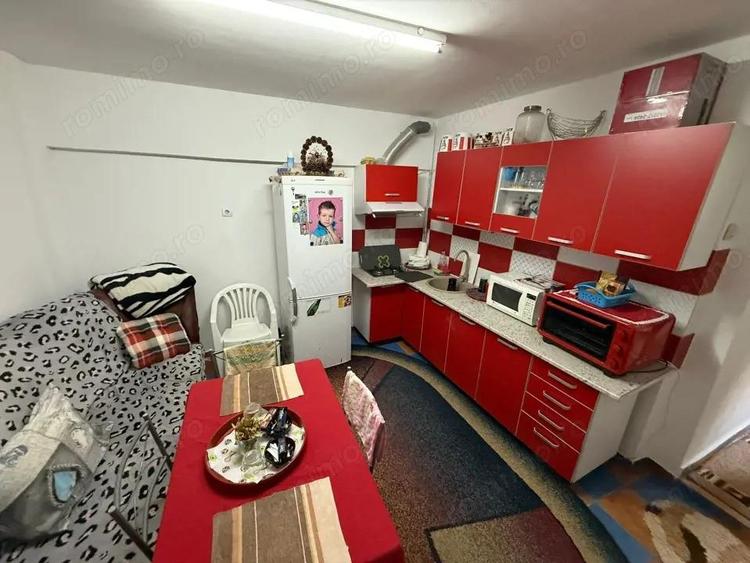 Casa decomandata 3 camere + gradina 450 m2, zona lini?tita Gala?i - 9