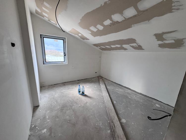 Casa pozitie deosebita P+1+M. 7 cam. Util 173mp. Teren 163mp - 19