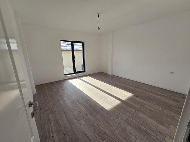 Vila cu 3 dormitoare, living, dresing si 2 bai - 3