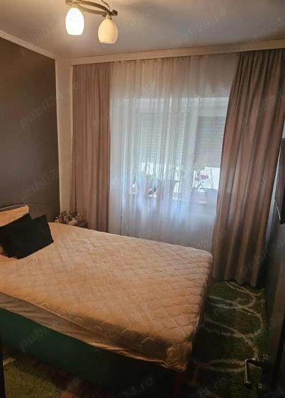 Apartament 3 camere de vanzare Zona Eden - 2