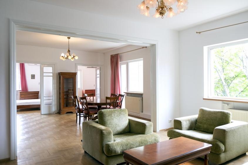 Apartament luminos, zona centrala - 1