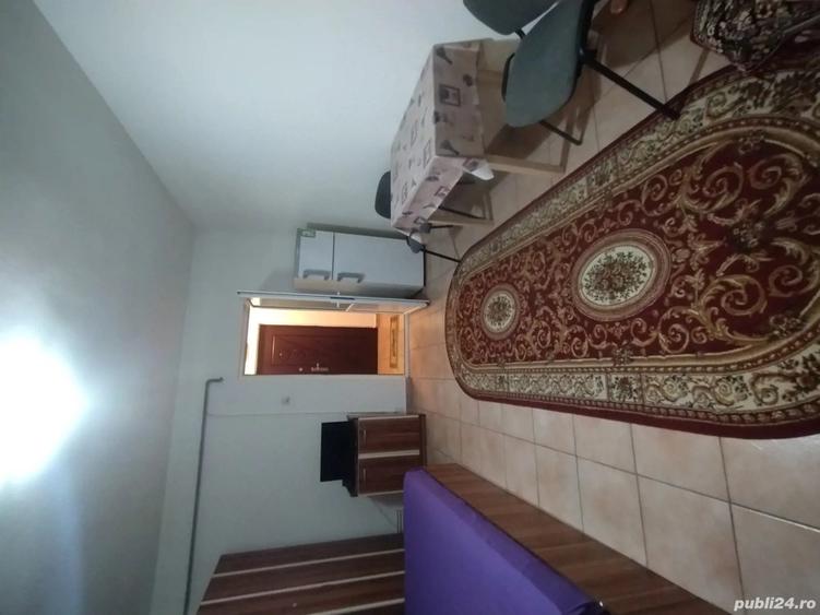 Inchiriez garsoniera! - 1