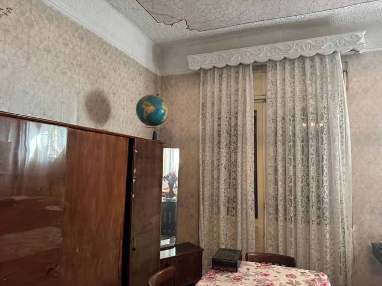 Vând apartament cu 2 camere str Mircea - 9