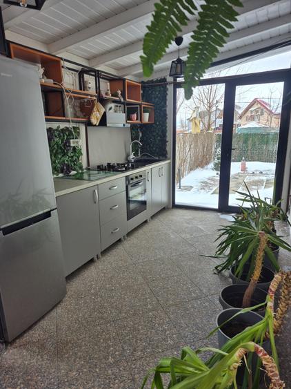 Vila cocheta Tunari zona noua, P+1+M - 20