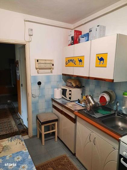 Apartament de 3 camere zona ASTRA,str Calea Bucuresti, - 1