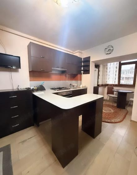 Apartament cu 2 camere decomandat, mobilat în Ultracentral