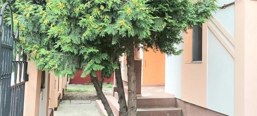Casă cu Teren 600 Mp în Lipovei