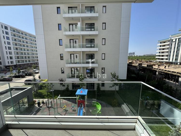 Apartament cu 3 camere decomandat, mobilat în Pipera