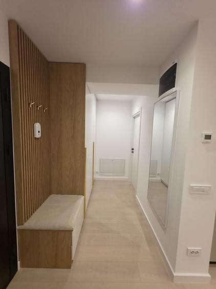 Apartament cu 2 camere semidecomandat în Prelungirea Ghencea