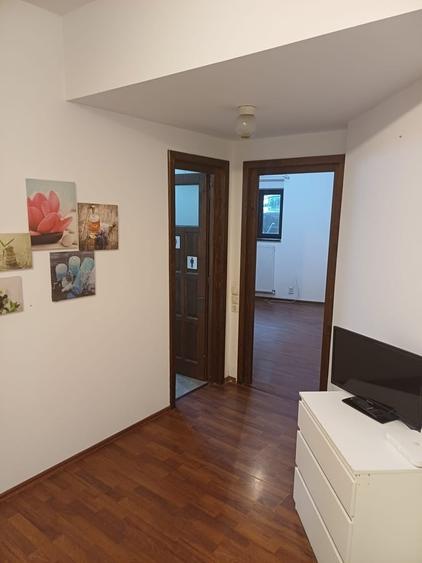 Apartament cu 2 camere semidecomandat în Ultracentral